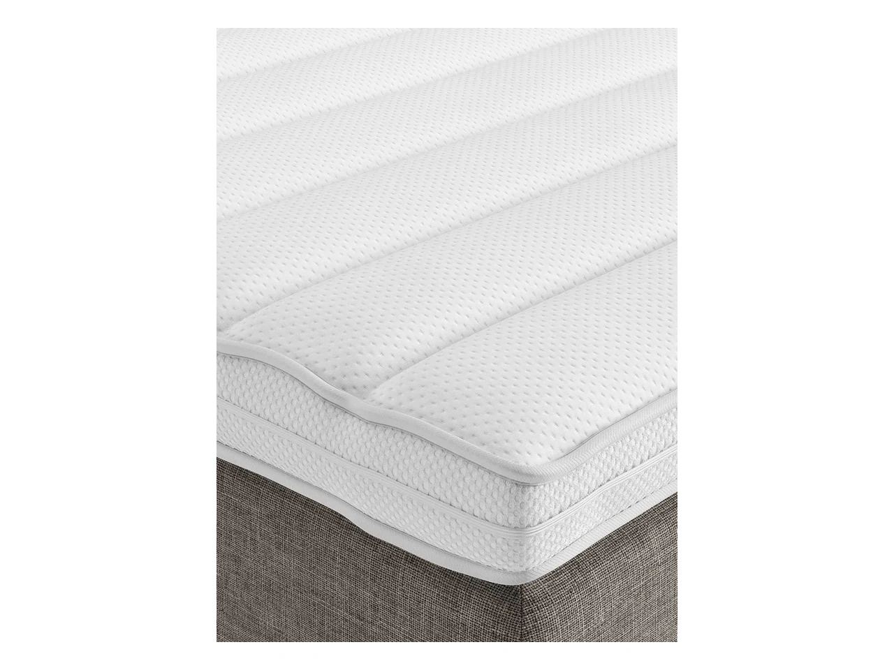 Bäddmadrass Contur i perforerad memory foam, 90×200 cm